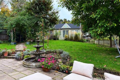 Landscaped  Gardens