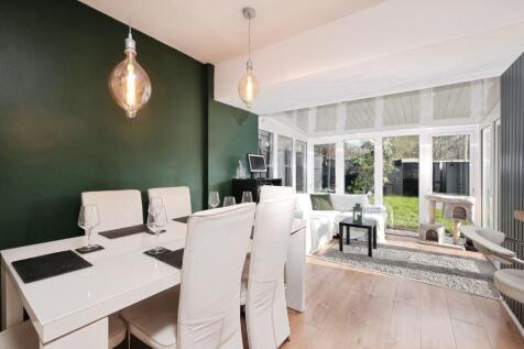 Dining / Family Room