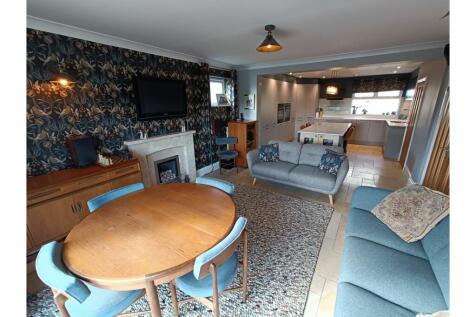 Kitchen/Family Room