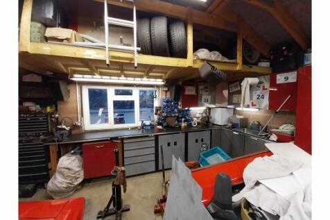 Double Garage