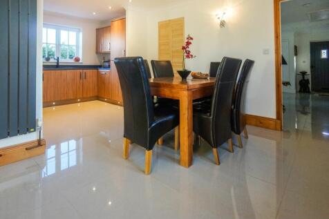 Living / Dining Room