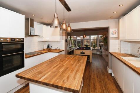Kitchen/Family Room