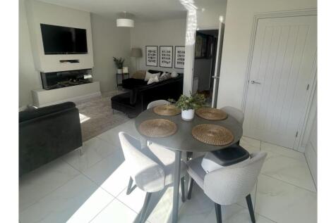 Living / Dining Room