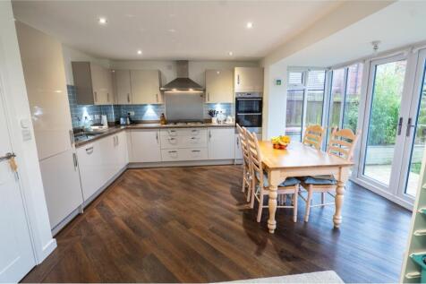 Kitchen/Family Room