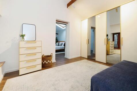 Master Dressing Room