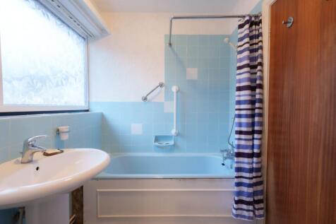 Downstairs Bathroom