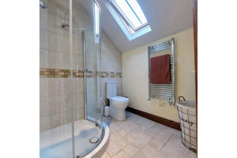 Master En-suite