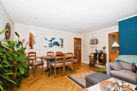 Living / Dining Room
