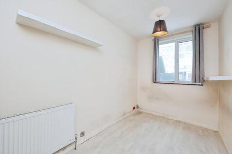 Reception/Bedroom