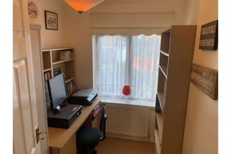 Bedroom Three/Study