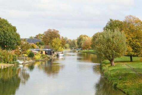 Water_Street_Chesterton_1610240059.jpg