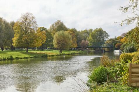 Water_Street_Chesterton_1610240060.jpg