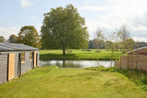 Water_Street_Chesterton_1610240061.jpg
