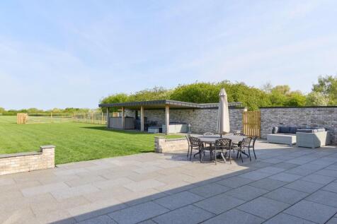 Meadowcroft_Externals_2704250015.jpg