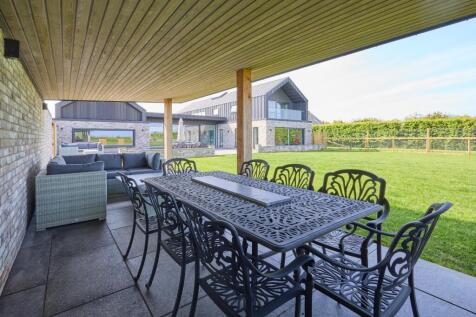 Meadowcroft_Externals_2704250018.jpg