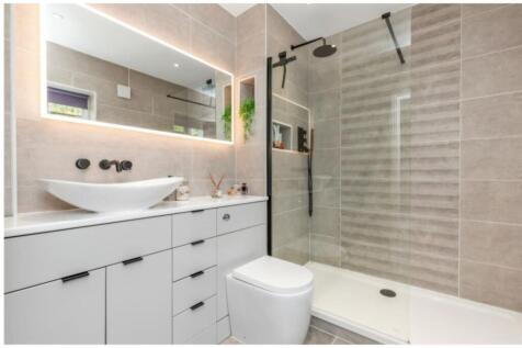 Master En-suite