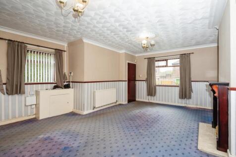 Lounge / Kitchen