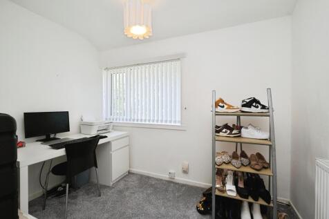 Bedroom Three/Study