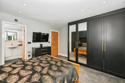 Master En-suite