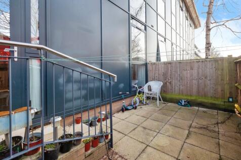 Property Image 11