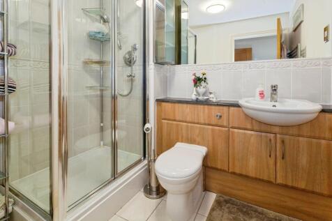 Master En-suite