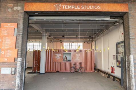 TempleStudiosExterior00508.jpg