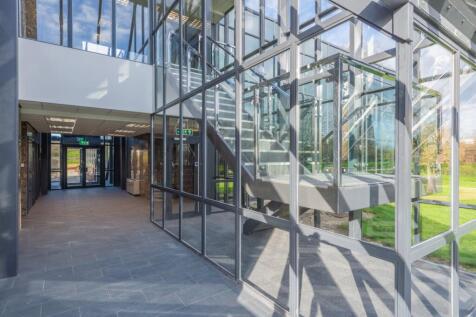 140 Windmill Hill BP Swindon34.jpg