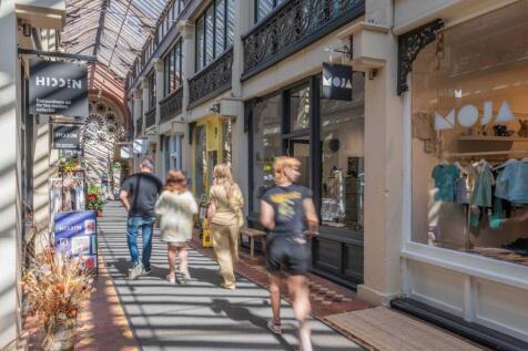 CliftonArcadeCliftonBristol52.jpg