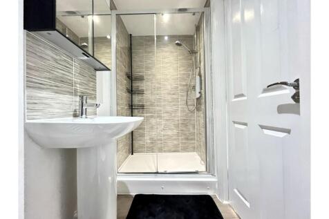 Master En-suite