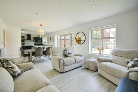 Kitchen/Family Room