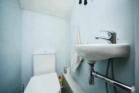 En-suite W.C.
