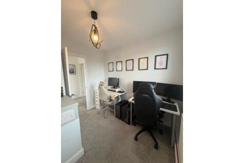 Bedroom Three/Study