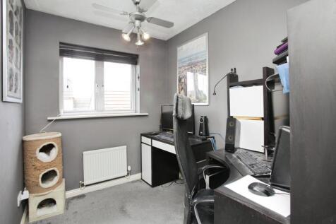 Bedroom Three/Study