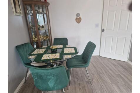 Living / Dining Room