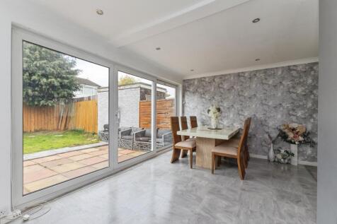 Living / Dining Room