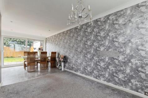 Living / Dining Room