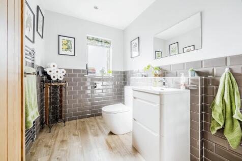 Downstairs Cloakroom