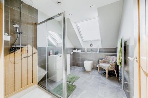 Master En-suite