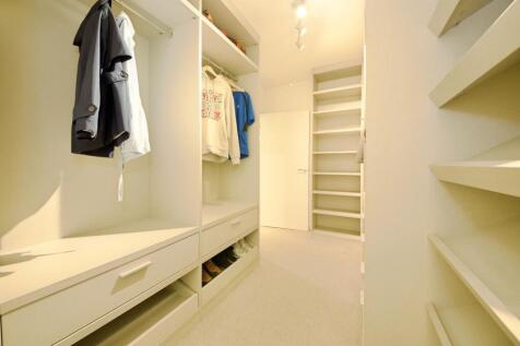Master Dressing Room