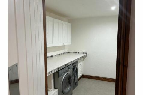 Cottage Utility Room