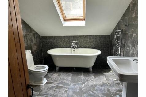 Cottage Bathroom