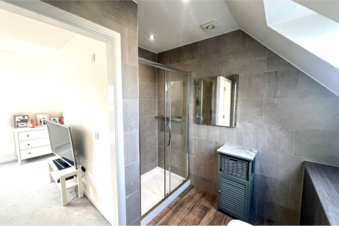 Master En-suite