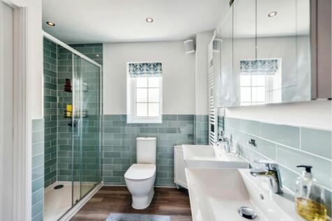 Master En-suite