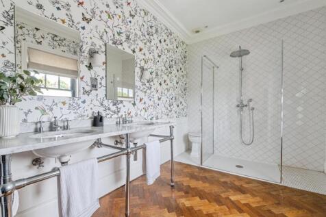 Master En-suite