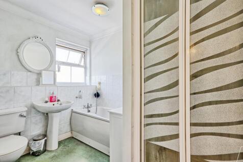 En-suite One
