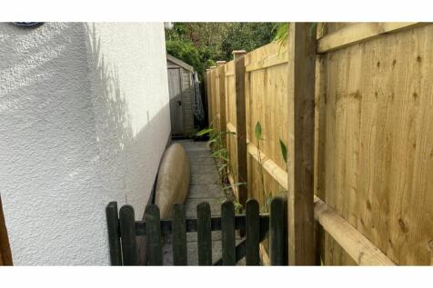 Side Passage
