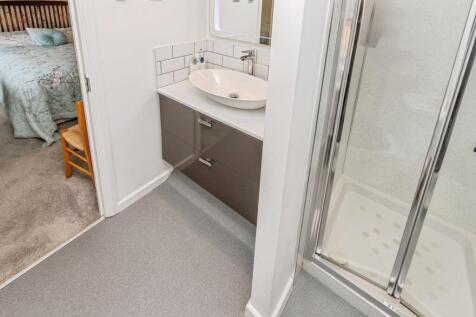 Master En-suite