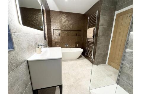 Master En-suite