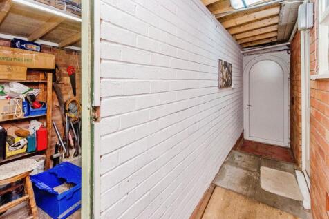 Side Passage