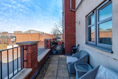 Property Image 4